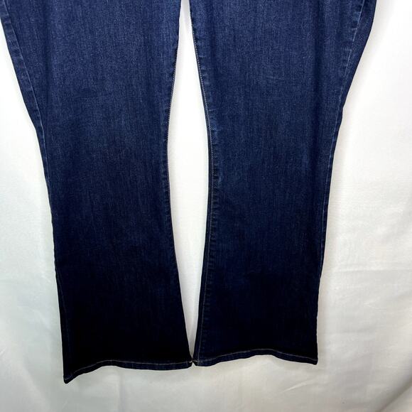 ModCloth Plus Sized Womans Dark Washed Braided Heritage Flared Jeans Size 22W - Picture 3 of 12